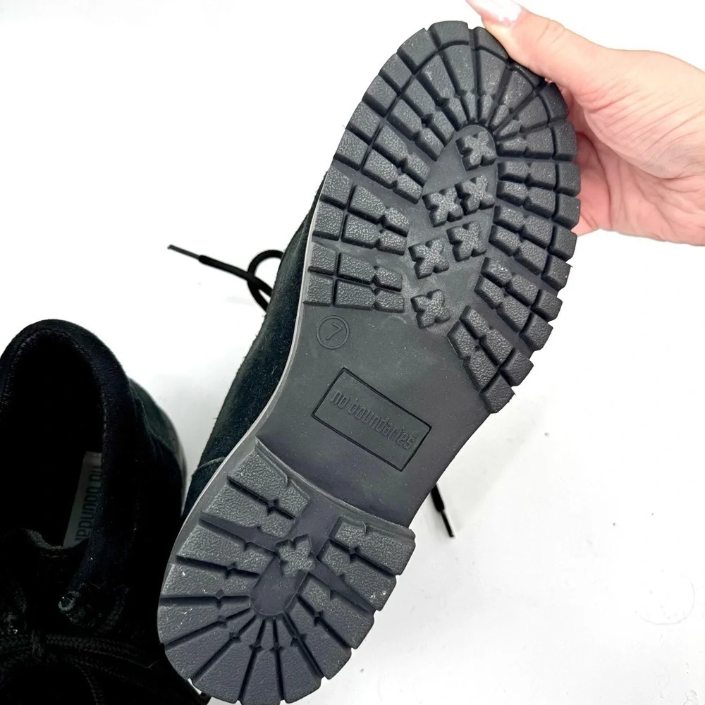 Y2K NO BOUNDARIES NoBo 90s Black Suede Chunky Lug Sole Platform Moc-Toe Boots